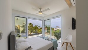 Villa, 3 Bedrooms, Private Pool - Protaras Villa Piera By The Sea (Paralimni)