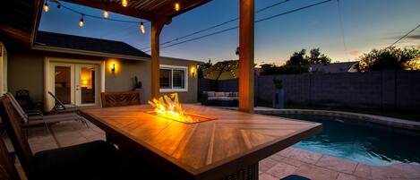 Piscina all'aperto, una piscina riscaldata