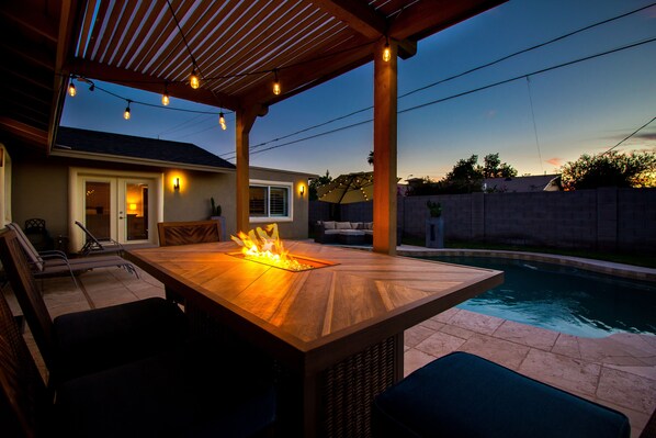 Outdoor pool, a heated pool