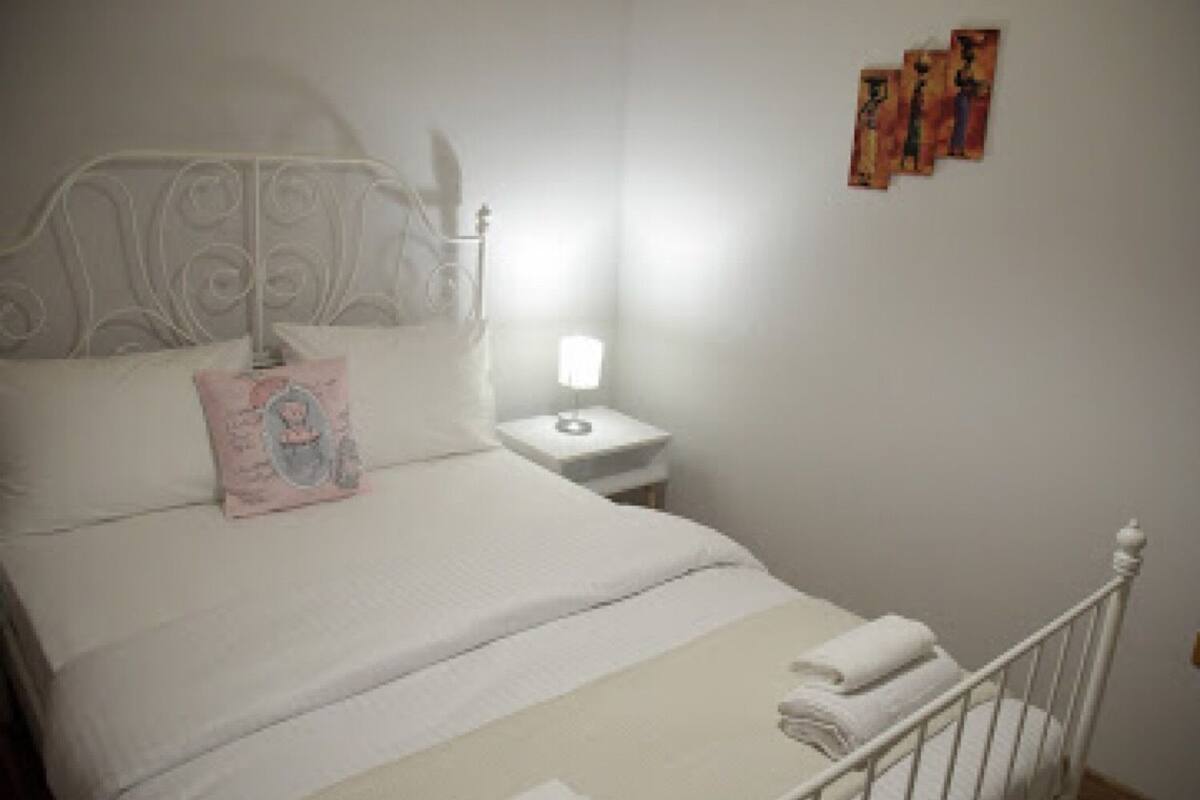 Junior Room | Premium bedding, iron/ironing board (on request)