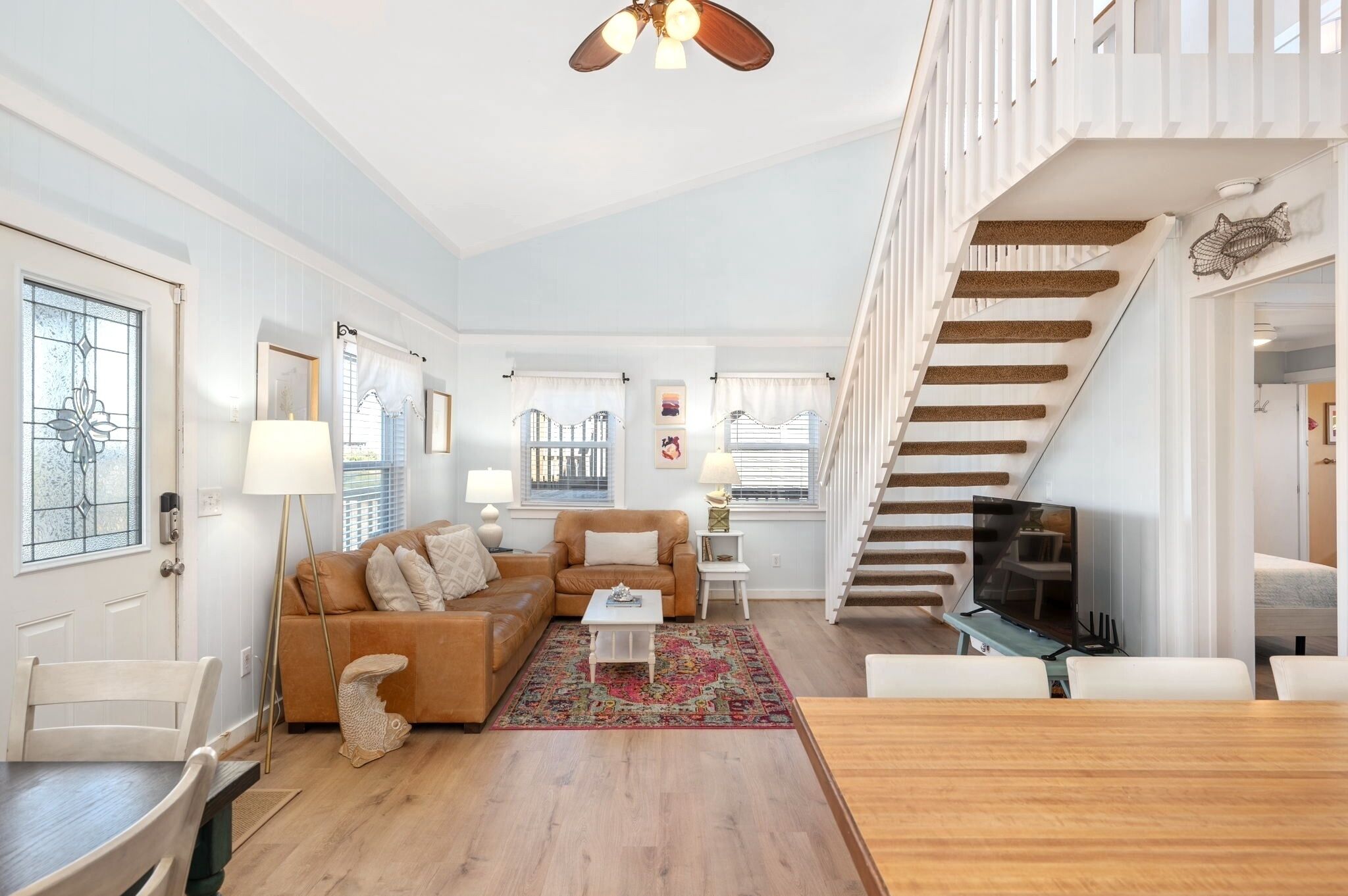 Smart TV, DVD player, books, streaming services