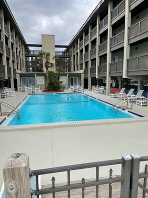 Piscine extérieure