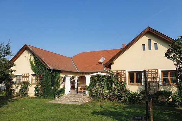 Country House Steirerengel - Holidays & Hunting