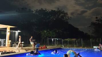 Piscina externa