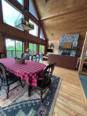 Smart TV, fireplace, video games, DVD player