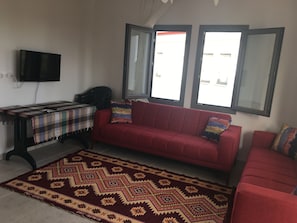 Apartment, 1 Bedroom | Living room
