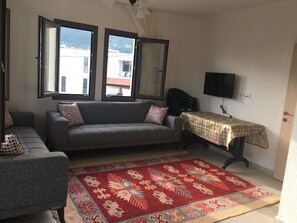Apartment, 1 Bedroom | Living room