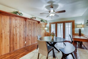 Dining - Home away from home, Close to strip (Las Vegas)