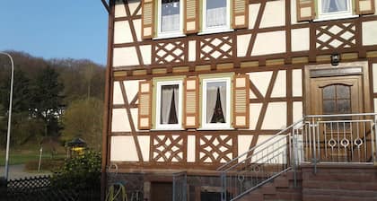 Kreuzdellenhof - Ferienzimmer (ohne Frühstück)