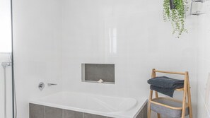 Bathtub, hair dryer