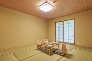 用餐