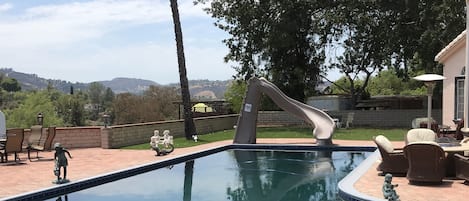 Utomhuspool