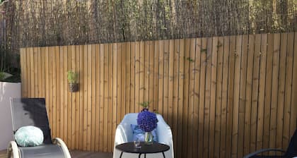 Fischerhaus komplett renoviert 10 Minuten vom Strand Loc'h entfernt