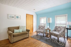 The Cottonwood Room | Individuelt dekorert, individuelt innredet og reiseseng for barn