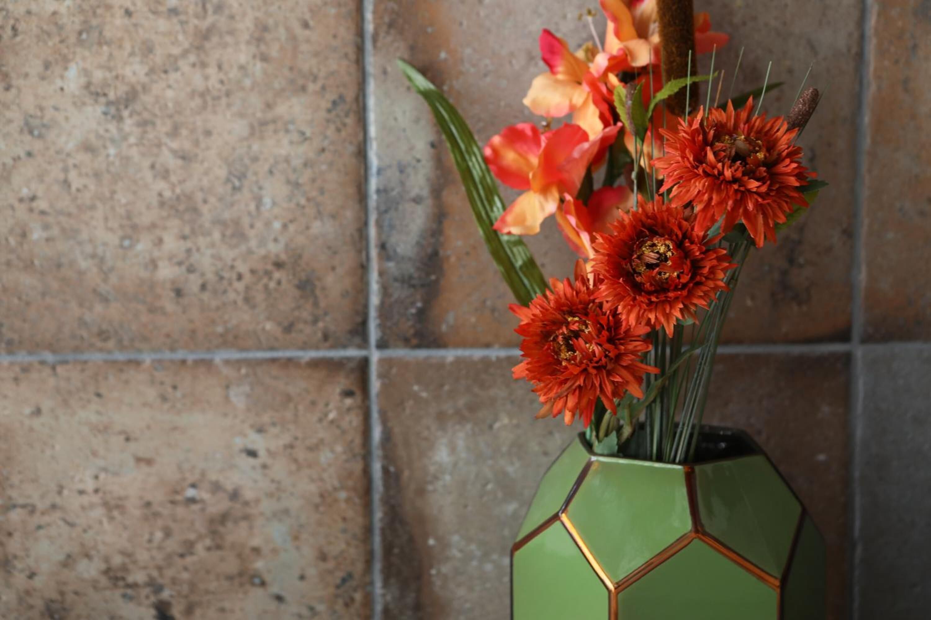 separate bathtub and shower, free toiletries, hair dryer, slippers