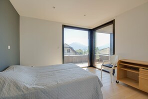 6 habitaciones, tabla de planchar con plancha y wifi gratis 