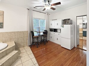 Fridge, microwave, dishwasher, coffee/tea maker