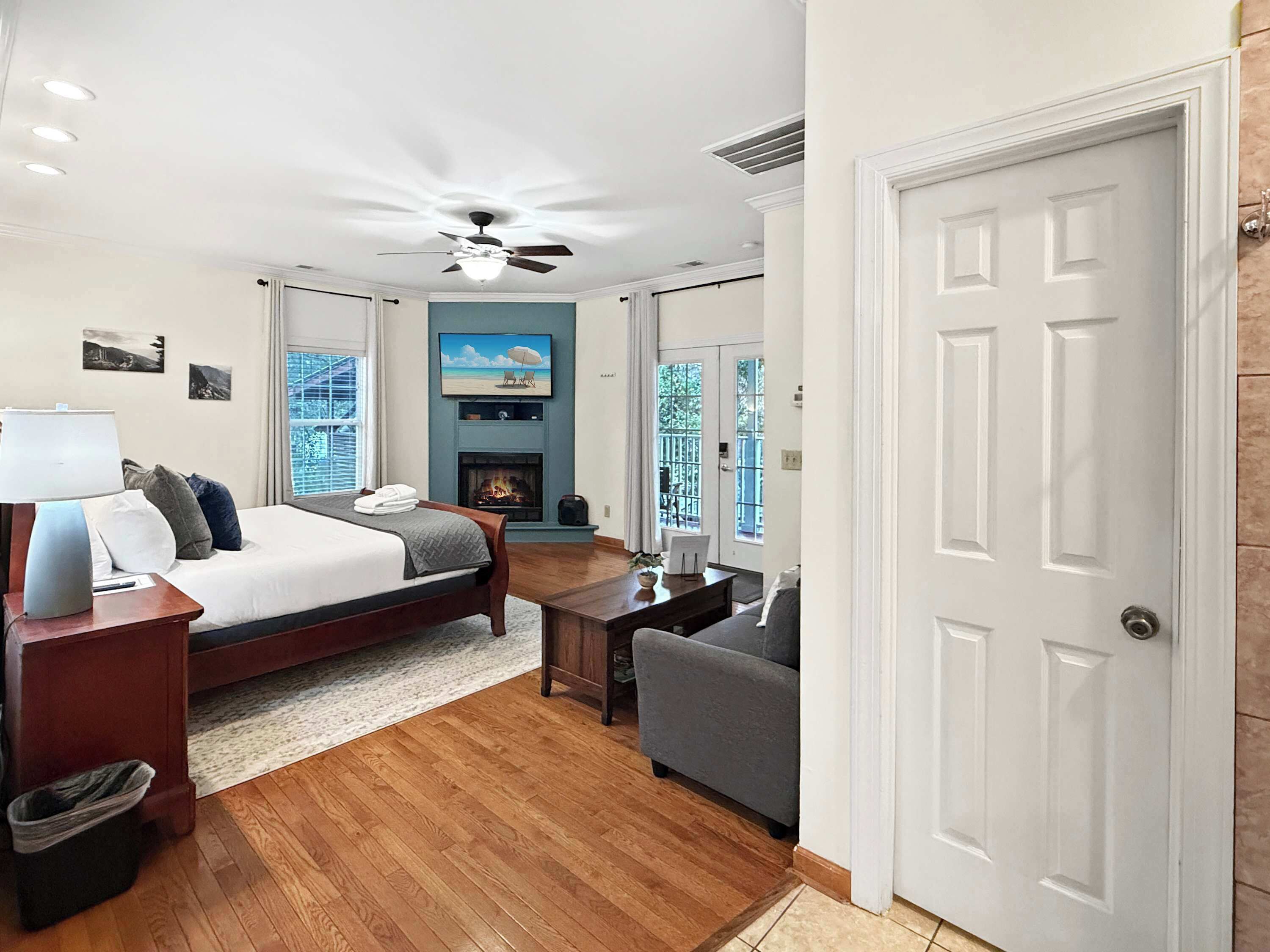 1 bedroom, iron/ironing board, travel crib, WiFi