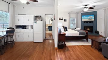 1 soverom, strykejern/-brett, wi-fi og sengetøy