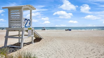 A la platja i gandules de platja