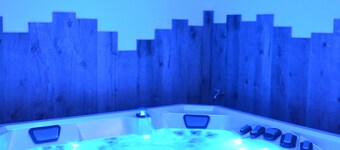Cottage LES BULLES D'EMERAUDE con jacuzzi interior privado