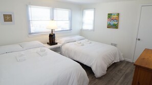 5 bedrooms, desk, iron/ironing board, free WiFi