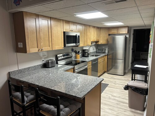 Ocean side 1 Bedroom, 1 Bath Sleeps 6
