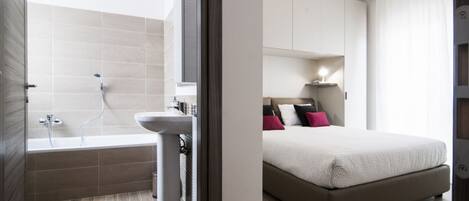 1 bedroom, iron/ironing board, WiFi