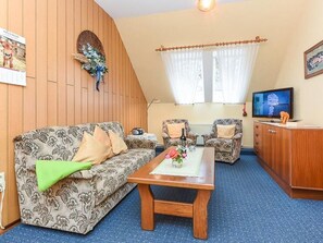 Living area - Apartment "Deichblick" - "Ferienhof Bremer" (Neuharlingersiel)