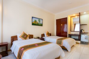 Deluxe Double Room | Premium bedding, in-room safe, desk, laptop workspace - Tao Dan Hotel (Ho Chi Minh City)