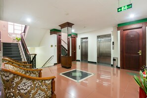 Reception - Tao Dan Hotel (Ho Chi Minh City)