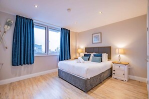 3 bedrooms, iron/ironing board, travel crib, WiFi - Beautiful Harbour View (Galway City)