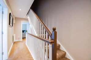 Interior - Harbour and Water View Optional Parking (Galway City)