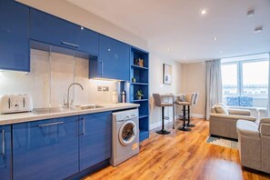 Interior - Harbour and Water View Optional Parking (Galway City)