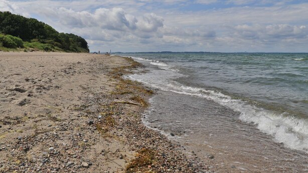 Nær stranden
