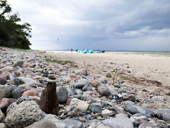 Una spiaggia nelle vicinanze