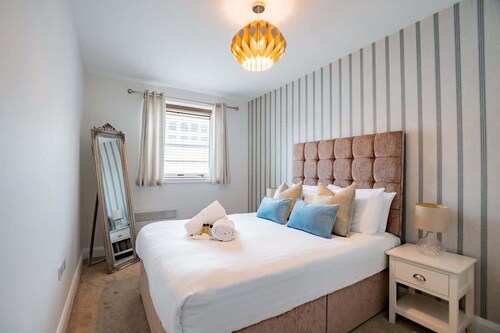 Luxury Living Galway City. Free Secure Parking