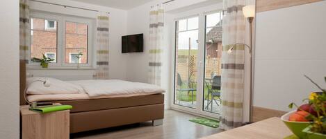 1 bedroom, travel crib, WiFi, bed sheets