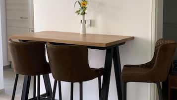Dineren