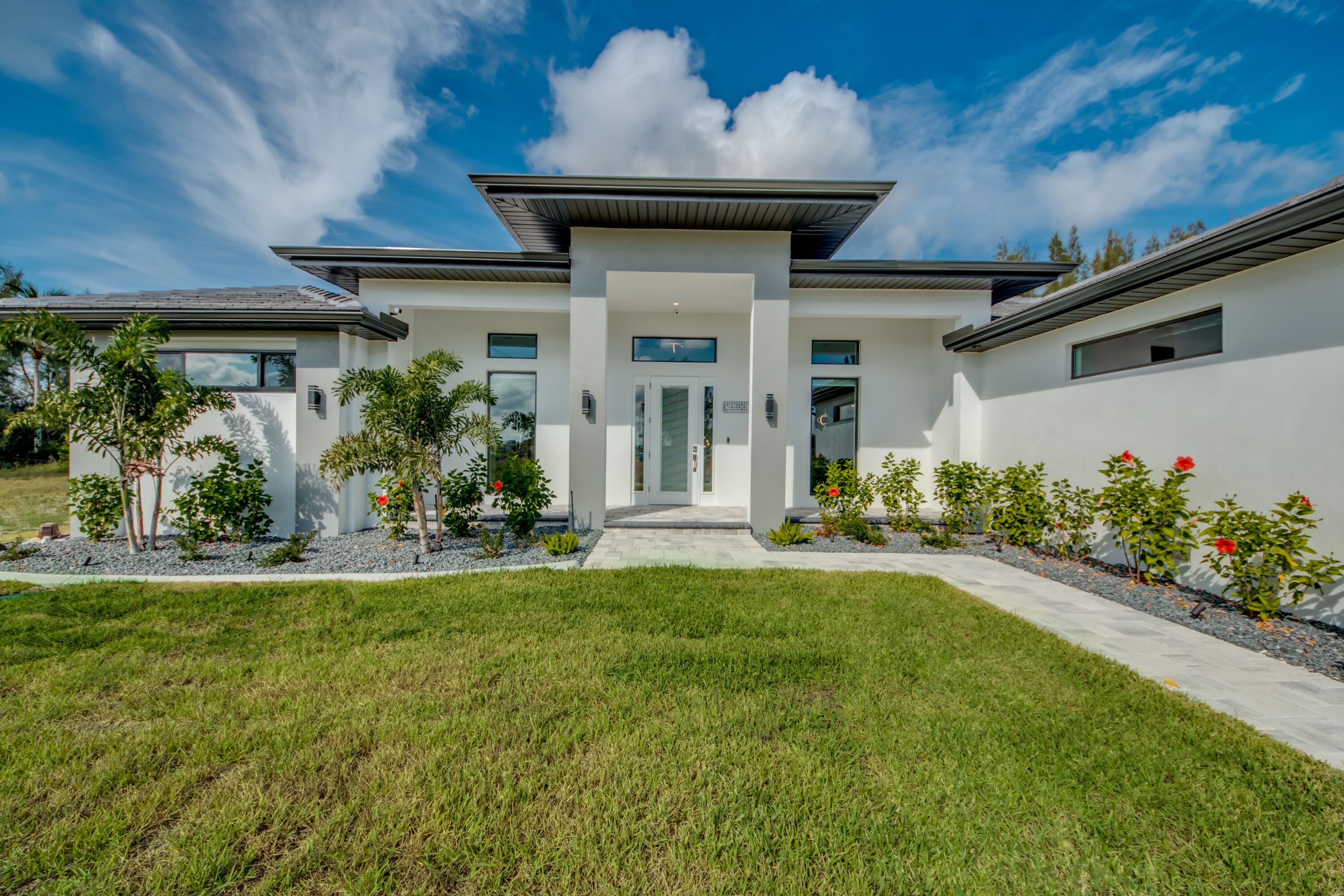Dream villa in Cape Coral for 8 people, directly on the lake and access to the golf course