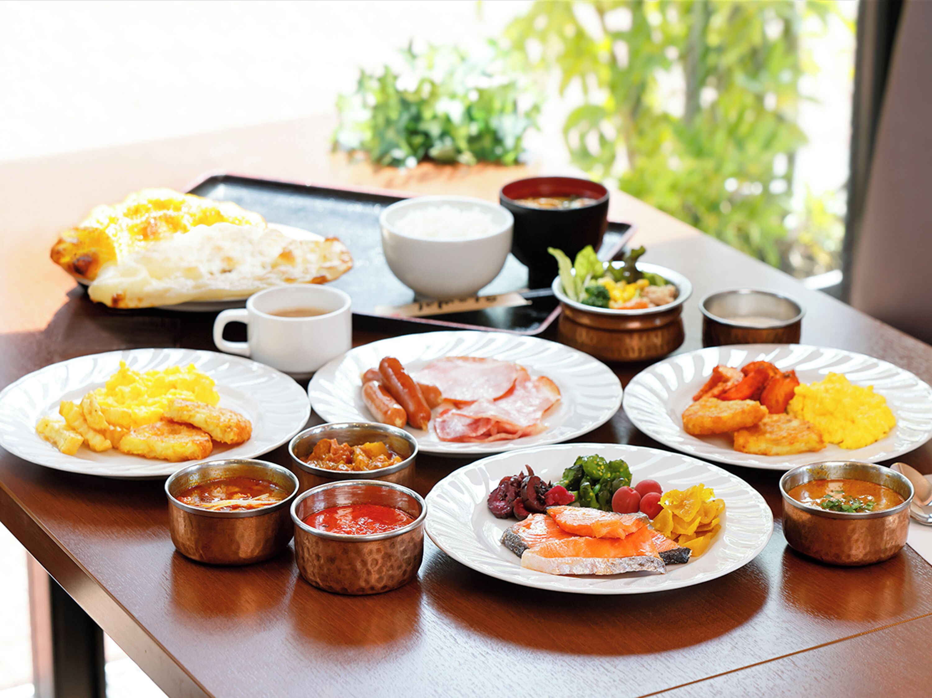 daily buffet breakfast (jpy 1300 per person)