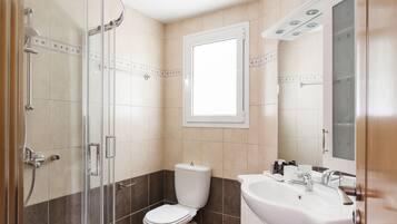 Appartement, 1 chambre | Salle de bain