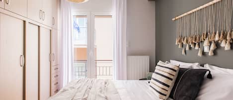 Apartamento, 1 habitación | 1 dormitorio, escritorio, espacio para trabajar con un portátil