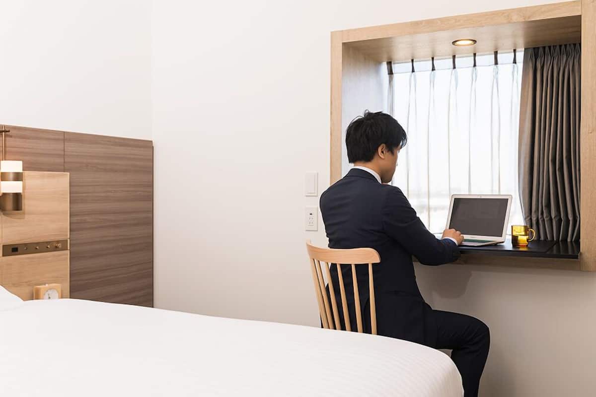 Habitació amb dos llits individuals superior, no fumadors (For 1 person) | 1 dormitori, wifi gratuïta i roba de llit