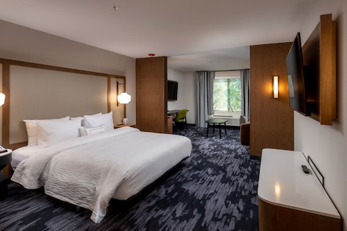 Fairfield Inn & Suites by Marriott Little Rock Airport