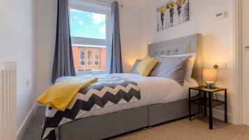 The Coast Standard Apartment Beach Side ( Apartment 3) | Blackout curtains, iron/ironing board, free WiFi, bed sheets