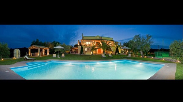 Indoor pool, outdoor pool - “Private Luxury Estate with Pool, Tennis & Cinema”( sleep 18-25) (CORFU)
