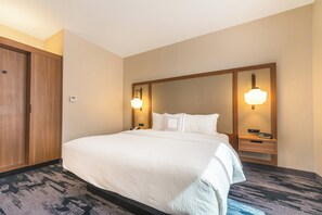 Ropa de cama de alta calidad y colchones con acolchado adicional