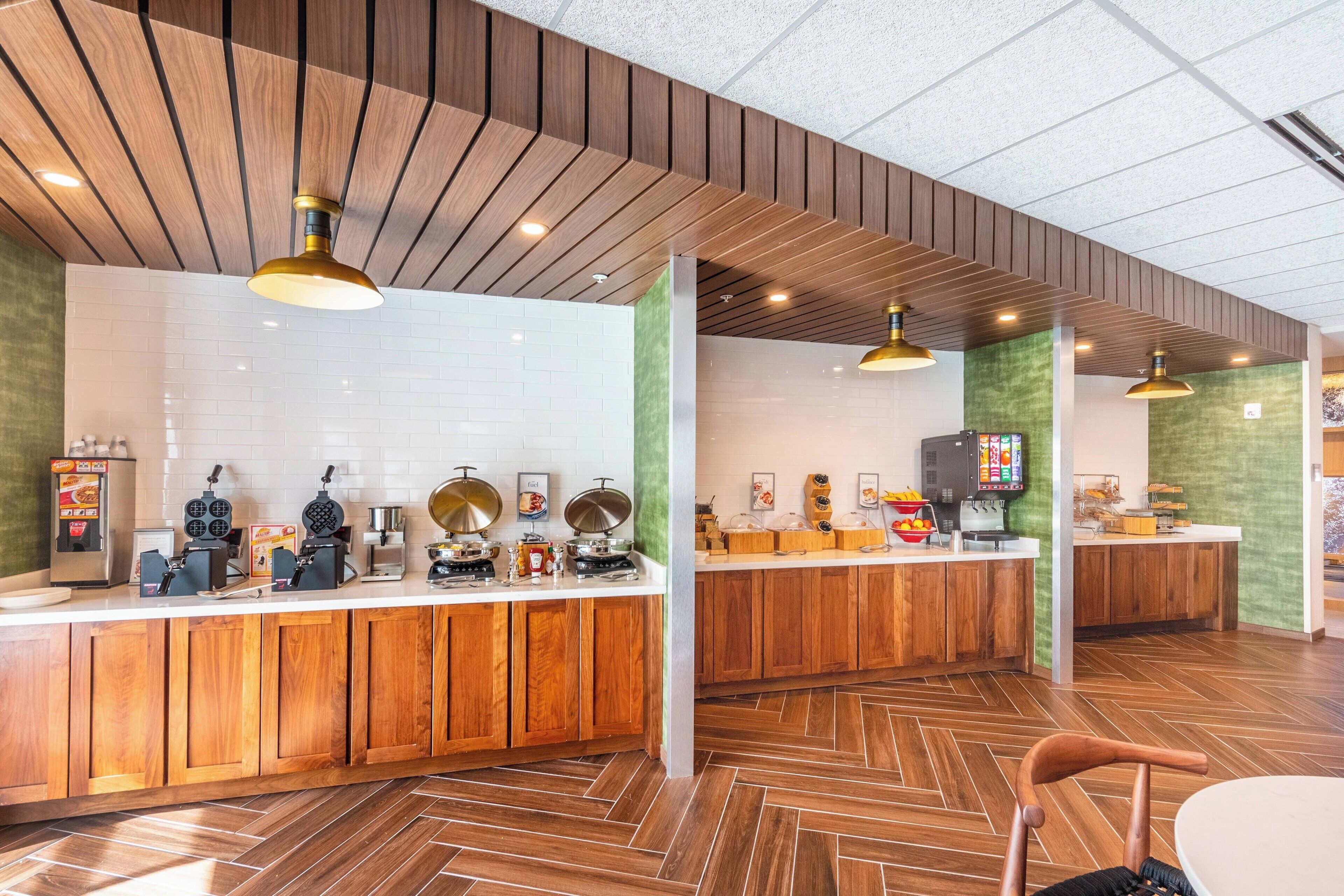 free daily continental breakfast