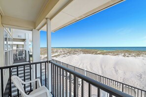 Property grounds - 🥳 Summer Sale! First 2! Egret. No regrets! Beachfront. Heatable Pool. 6BR. Single story. Nice! (Gulf Shores)